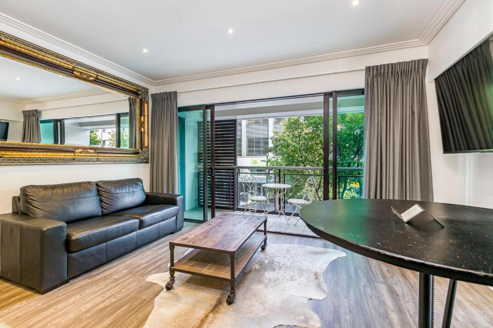 Corporate, Spacious Staycation - Sky Tower Views Auckland Exterior foto